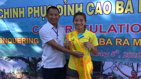 Nhà vô địch SEA Games Nguyễn Thị Oanh lên ngôi “nữ hoàng leo núi Bà Rá” 2020